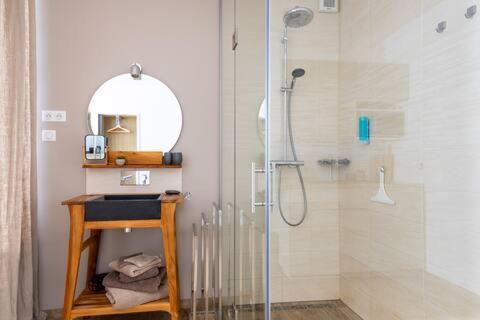 Appartamento Studio chic avec salon et terrasse privée Tourcoing Esterno foto