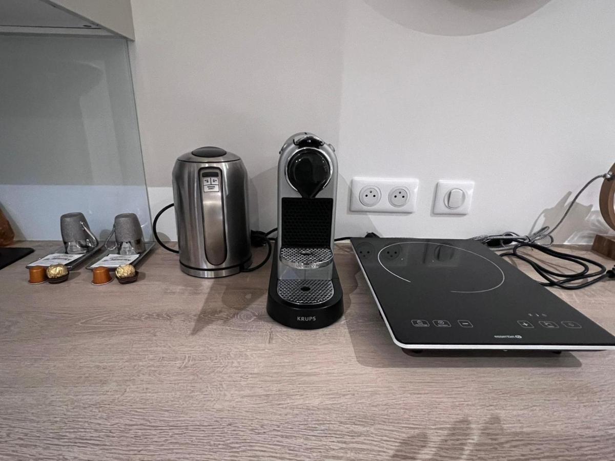 Appartamento Studio chic avec salon et terrasse privée Tourcoing Esterno foto